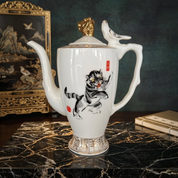 Tiger Zodiac Sake Set with real gold sculpted tiger head